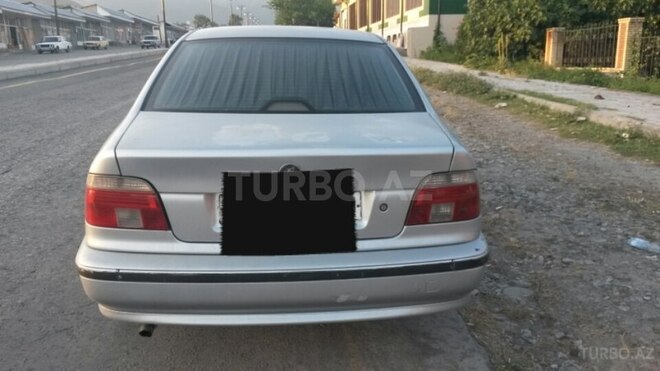 BMW 523 1997, 300,000 km - 2.5 l - Şəki