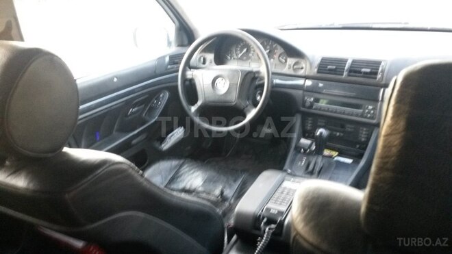 BMW 523 1997, 300,000 km - 2.5 l - Şəki