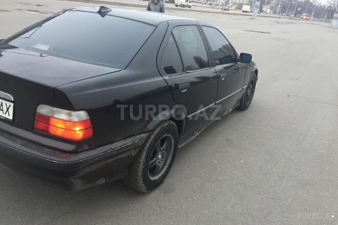 BMW 320 1992, 250,000 km - 2.0 l - Bakı