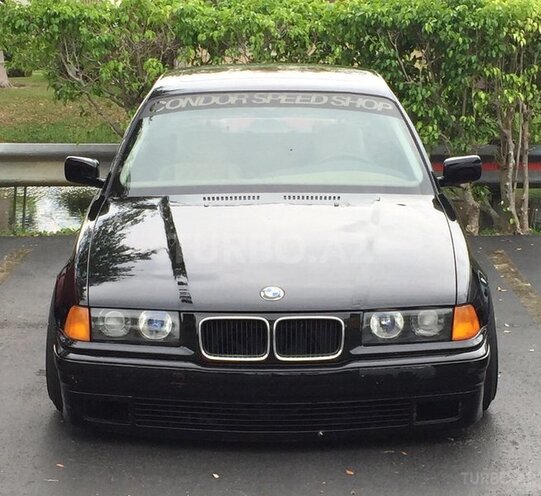BMW 320 1992, 250,000 km - 2.0 l - Bakı