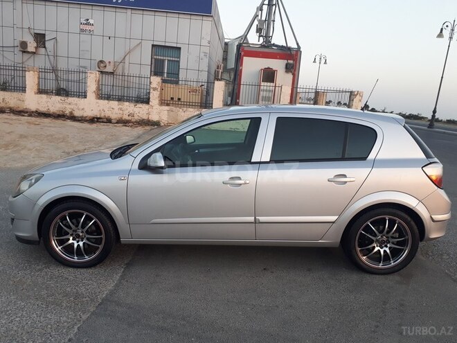 Opel Astra 2005, 203,000 km - 1.6 л - Bakı