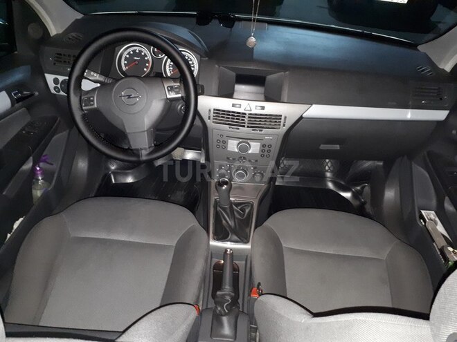Opel Astra 2005, 203,000 km - 1.6 л - Bakı