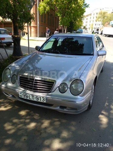 Mercedes E 240 1999, 265,000 km - 2.4 л - Şəmkir
