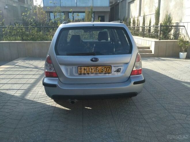 Subaru Forester 2007, 110,000 km - 2.0 л - Bakı
