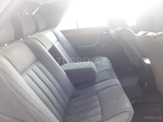 Mercedes E 200 1993, 400,566 km - 2.0 l - Bakı