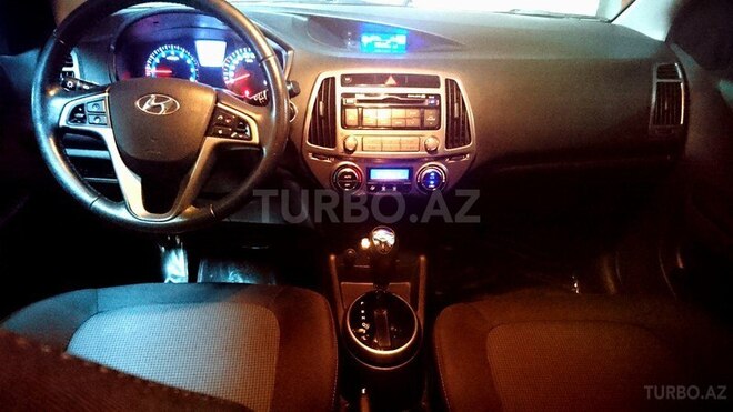 Hyundai i20 2012, 78,000 km - 1.4 l - Bakı