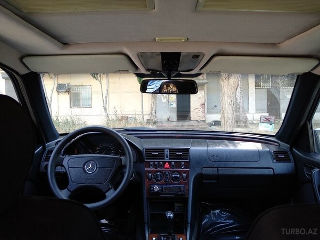 Mercedes C 220 1998, 231,000 km - 2.2 l - Bakı