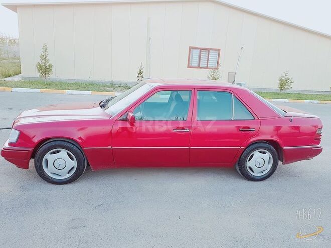 Mercedes E 280 1992, 279,943 km - 2.8 l - Gəncə
