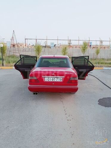 Mercedes E 280 1992, 279,943 km - 2.8 l - Gəncə