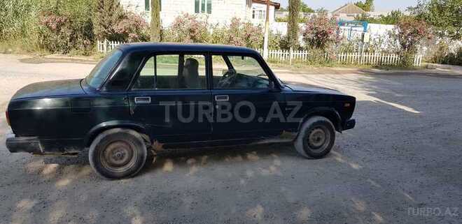 LADA (VAZ) 2107 2002, 265,000 km - 1.6 l - Salyan
