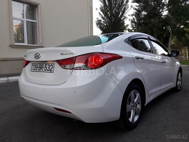 Hyundai Elantra 2010, 130,000 km - 1.6 л - Bakı