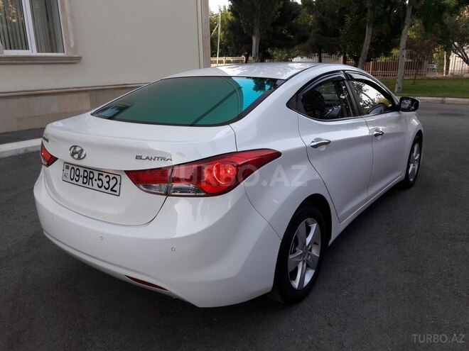 Hyundai Elantra 2010, 130,000 km - 1.6 л - Bakı