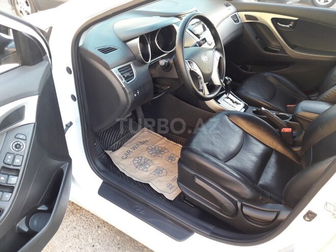 Hyundai Elantra 2010, 130,000 km - 1.6 л - Bakı
