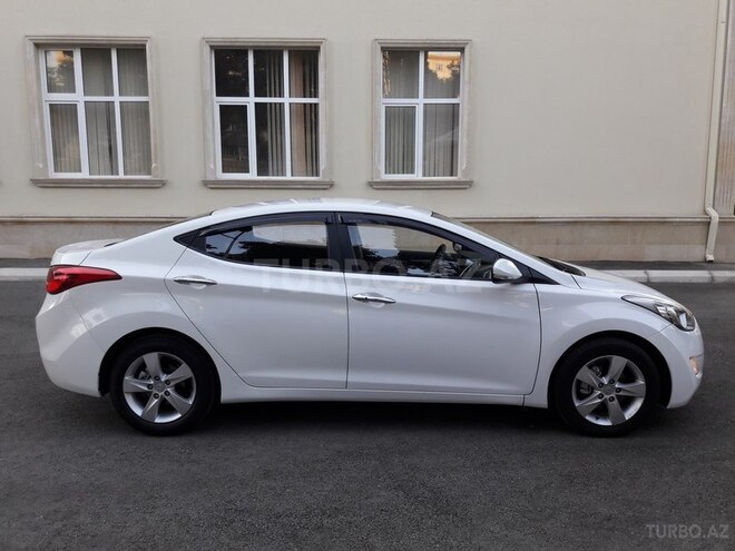 Hyundai Elantra 2010, 130,000 km - 1.6 л - Bakı