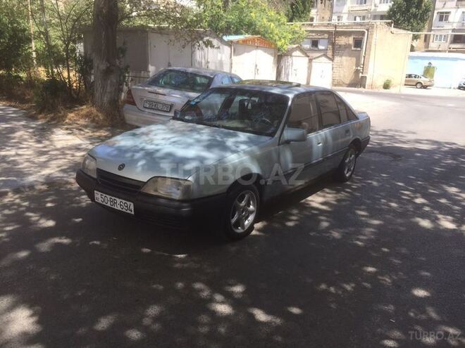 Opel Omega 1987, 197,000 km - 2.0 л - Bakı
