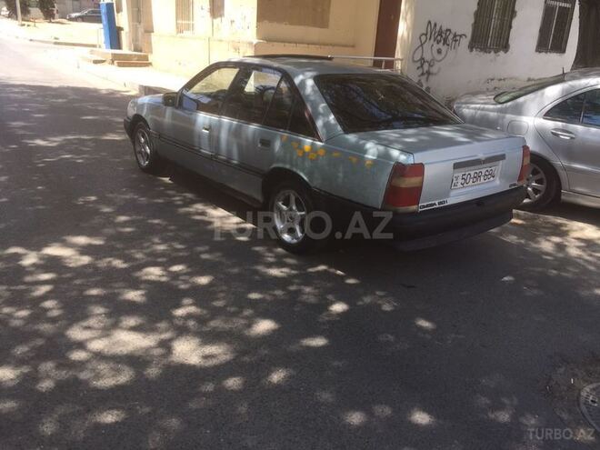 Opel Omega 1987, 197,000 km - 2.0 л - Bakı