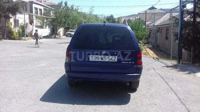 Opel Astra 1996, 240,000 km - 1.6 l - Bakı