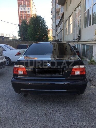 BMW 528 2000, 215,500 km - 2.8 l - Bakı