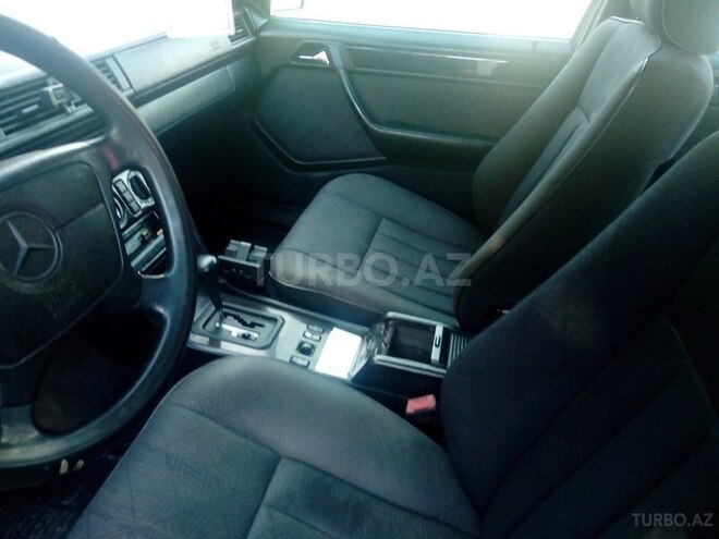 Mercedes E 220 1994, 422,153 km - 2.2 l - Bakı