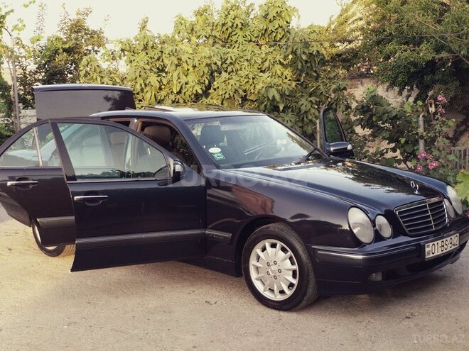 Mercedes E 240 2000, 225,000 km - 2.6 l - Sumqayıt