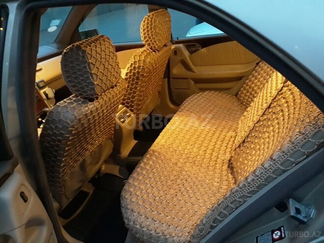 Mercedes E 230 1996, 399,000 km - 2.3 l - Bakı