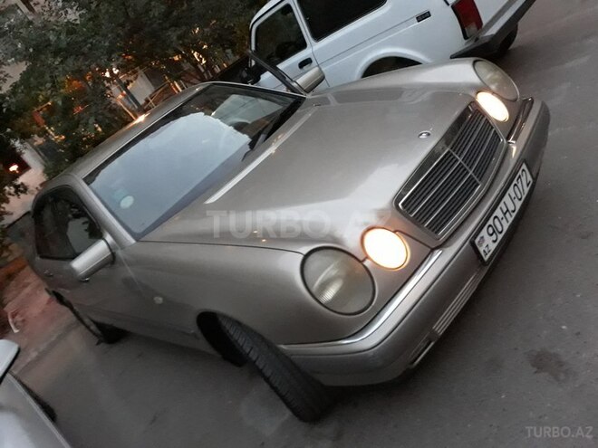 Mercedes E 230 1996, 399,000 km - 2.3 l - Bakı