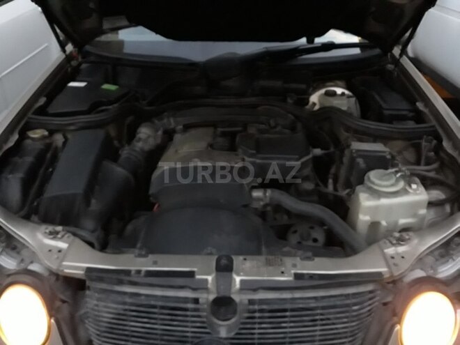 Mercedes E 230 1996, 399,000 km - 2.3 l - Bakı