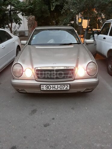 Mercedes E 230 1996, 399,000 km - 2.3 l - Bakı
