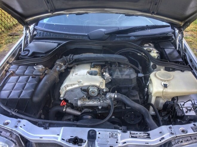 Mercedes C 180 1998, 250,000 km - 1.8 л - Qax