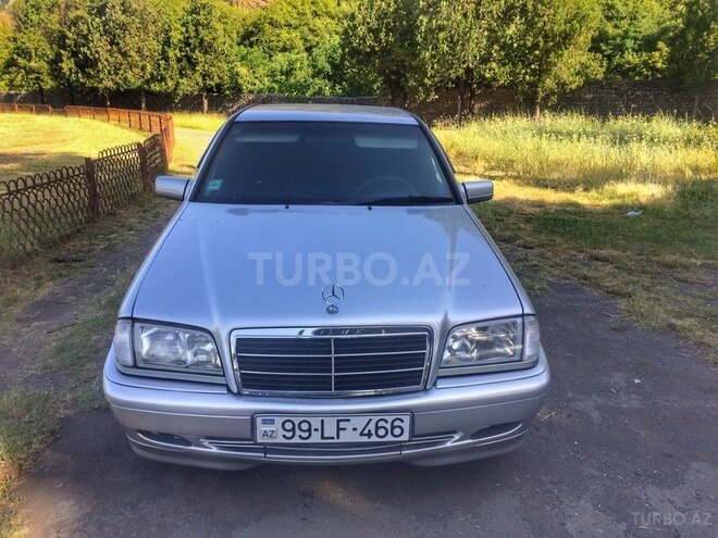 Mercedes C 180 1998, 250,000 km - 1.8 л - Qax
