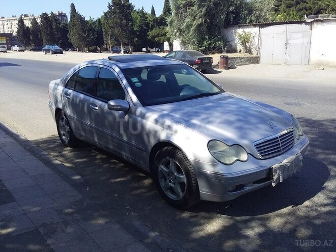 Mercedes C 200 2000, 245,630 km - 2.0 л - Bakı
