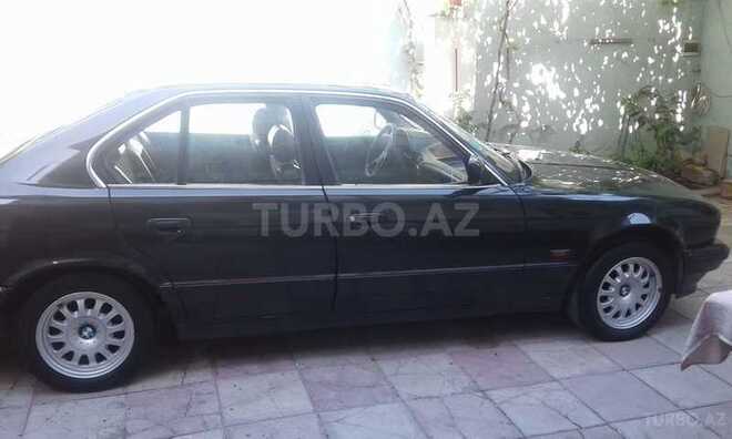 BMW 525 1991, 295,000 km - 2.5 l - Astara