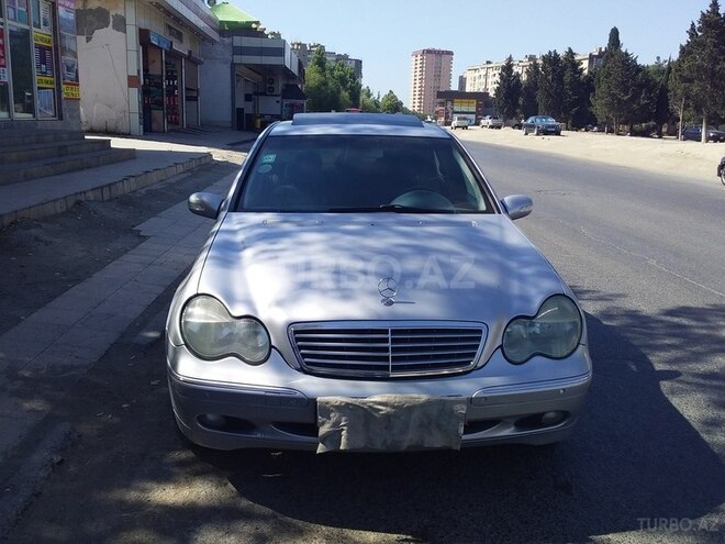 Mercedes C 200 2000, 245,630 km - 2.0 л - Bakı