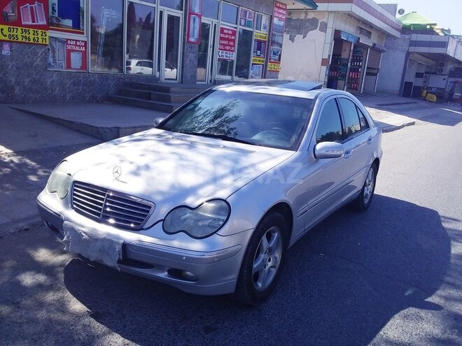 Mercedes C 200 2000, 245,630 km - 2.0 л - Bakı