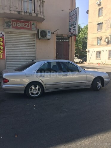 Mercedes E 240 2000, 22,000 km - 2.6 l - Bakı