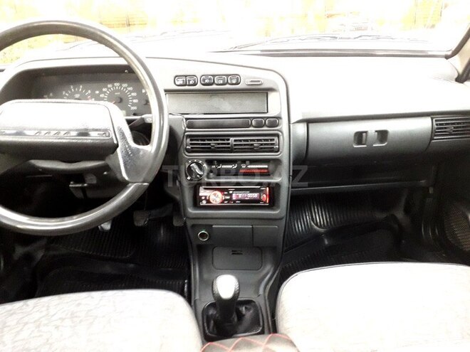 LADA (VAZ) 2115 2007, 283,000 km - 1.6 l - Ucar