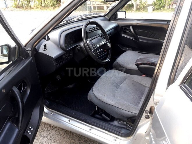 LADA (VAZ) 2115 2007, 283,000 km - 1.6 l - Ucar