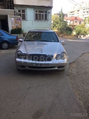 Mercedes C 240 2003, 224,000 km - 2.6 л - Bakı