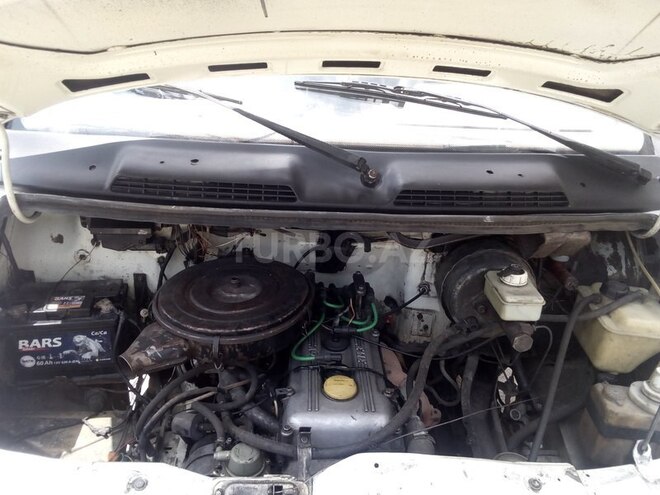 GAZ 330200 2002, 180,000 km - 2.4 l - Quba