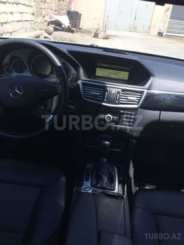 Mercedes E 250 2011, 153,000 km - 2.5 l - Bakı