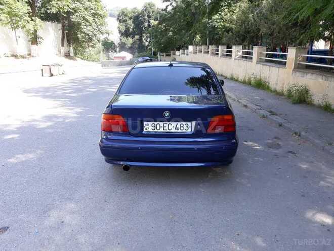 BMW 528 1996, 300,000 km - 2.8 l - Quba