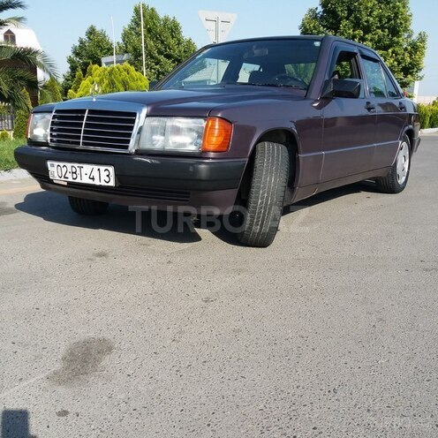 Mercedes 190 1992, 290,000 km - 1.8 л - Bərdə