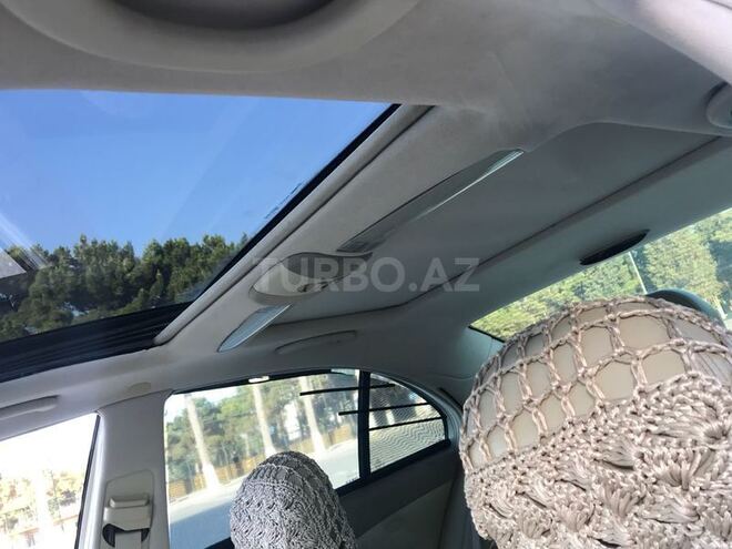Mercedes E 320 2003, 235,000 km - 3.2 l - Sumqayıt