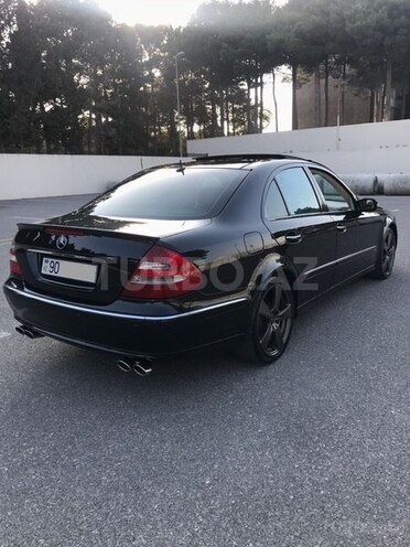 Mercedes E 320 2003, 235,000 km - 3.2 l - Sumqayıt