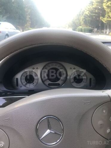 Mercedes E 320 2003, 235,000 km - 3.2 l - Sumqayıt
