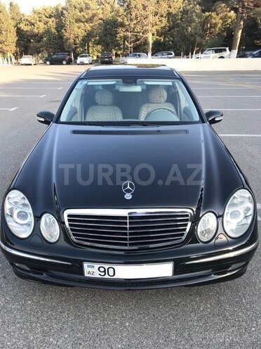 Mercedes E 320 2003, 235,000 km - 3.2 l - Sumqayıt