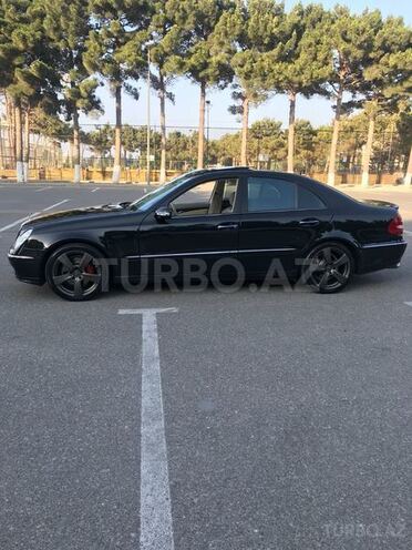 Mercedes E 320 2003, 235,000 km - 3.2 l - Sumqayıt