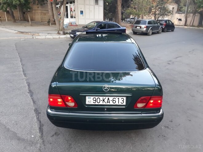 Mercedes E 240 1998, 312,000 km - 2.4 l - Bakı