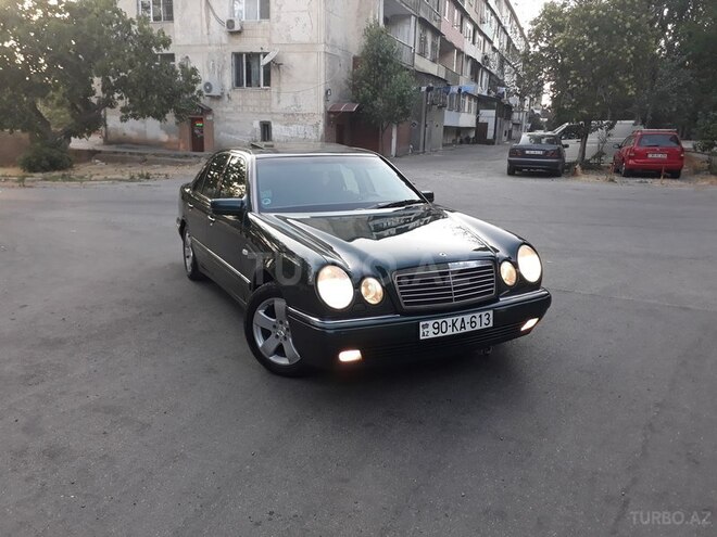 Mercedes E 240 1998, 312,000 km - 2.4 l - Bakı