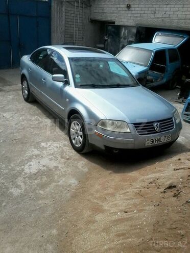 Volkswagen Passat 2002, 222,000 km - 1.8 l - Bakı